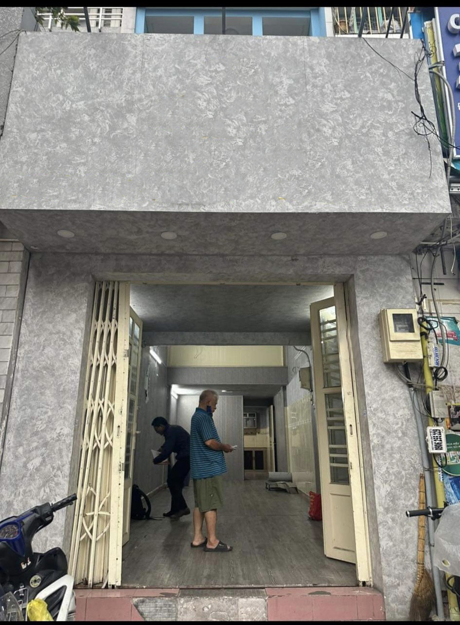 SANG HĐ Nguyên Căn MTĐ Bà Hạt, Phường 4, Quận 10